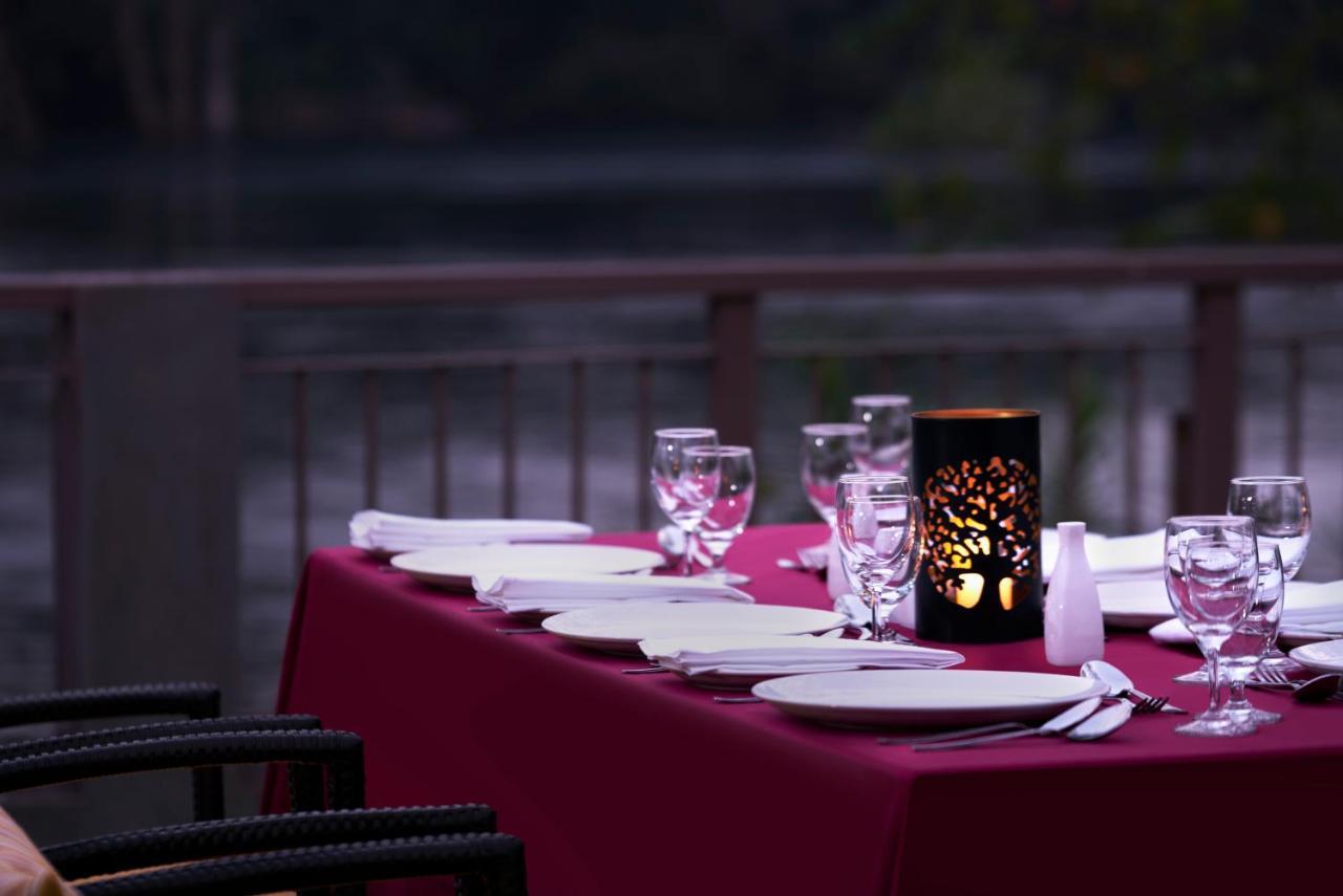 Whistling Woodzs Resort Дандели Экстерьер фото